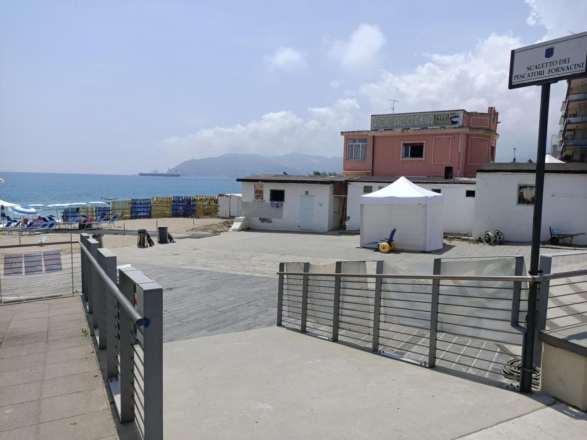 Casa Di Noemi - Seafront With Parking Apartment Савона Екстериор снимка